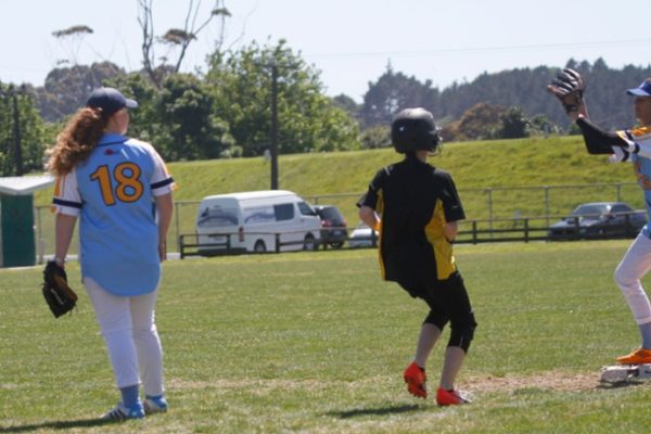 -016-AKSS-Softball-Jnr-Girls--001