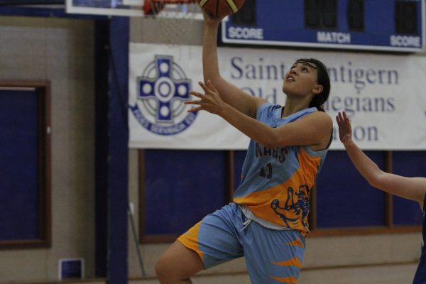 017 - Basketball Premier Girls v St Kents - 01