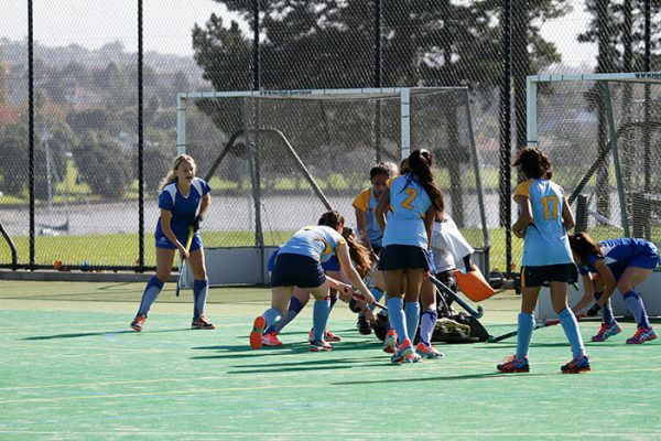 017 - Hockey Girls v St Kents - 11