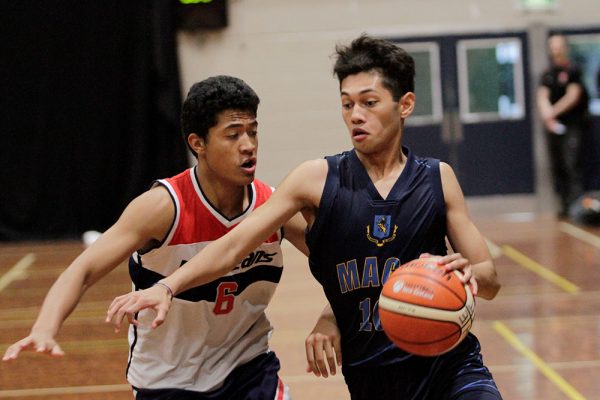 017-Basketball-Prem-Boys-v-MacLeans-College-18