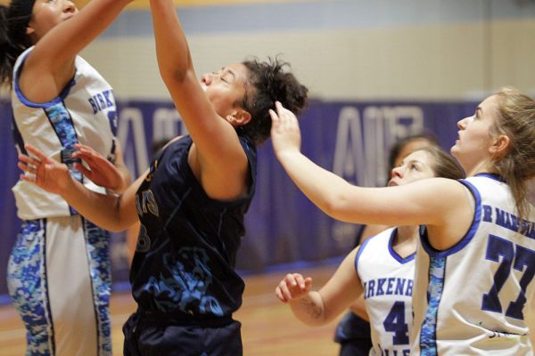 017-Basketball-Prem-Girls-v-Birkenhead-College-27