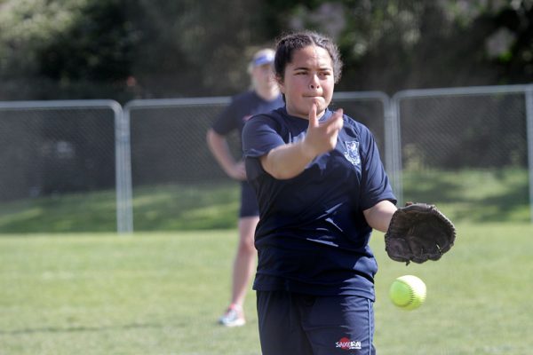 017-Softball-Jnr-Girls-v-Massey-High-School---01