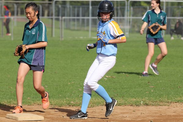 018-Softball-Snr-Girls-v-Pakaranga--032