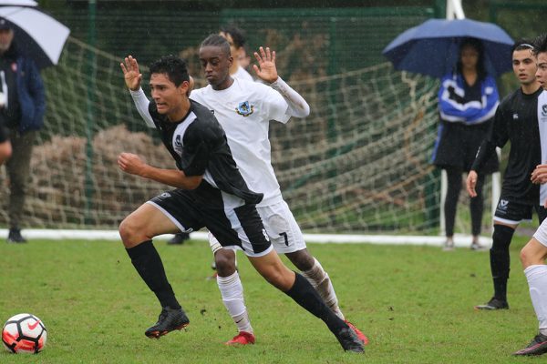 018-Fball-Boys-1X1-v-Avondale-College---019