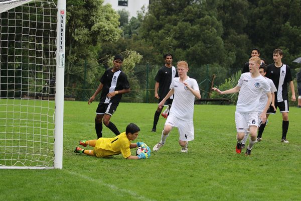 018-Fball-Boys-1X1-v-Avondale-College---024