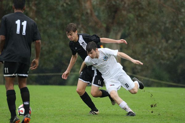 018-Fball-Boys-1X1-v-Avondale-College---043