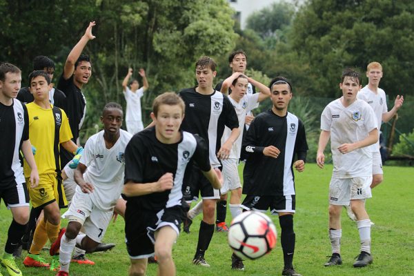 018-Fball-Boys-1X1-v-Avondale-College---059