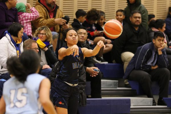 018-Basketball-Prem-Girls-v-St-Marys--011