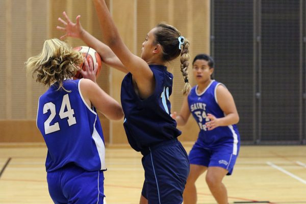 018-Basketball-U15-Girls-v-St-Marys-College-003