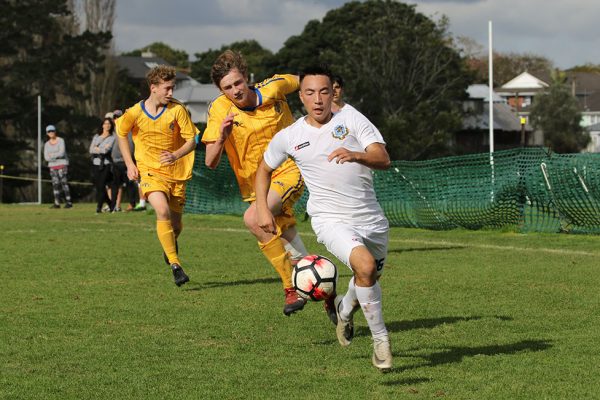 018-Football-Boys-1X1-v-St-Peters-College--033