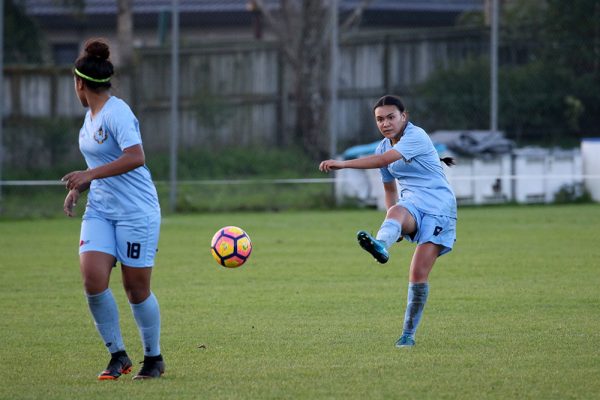 018-Football-Girls-v-Rangitoto-College---021