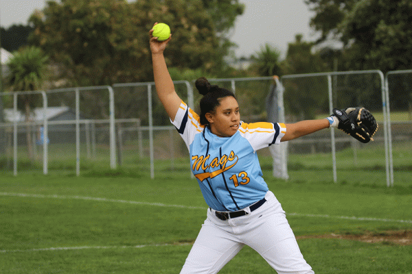 019-Softball--Snr-Girls-v-Rutherford--035