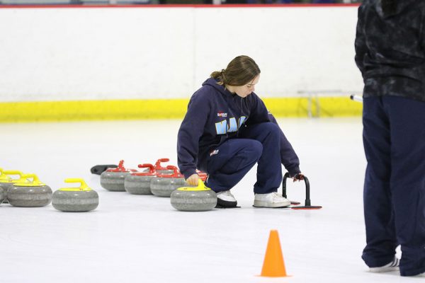 -019--Curling---019