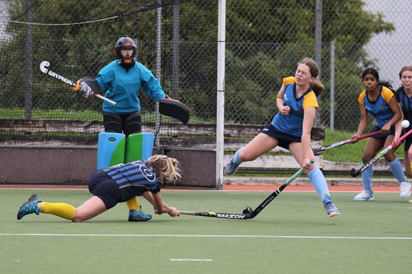 -019--Hockey-Girls-1X1-v-Nga-Tawa-College--077