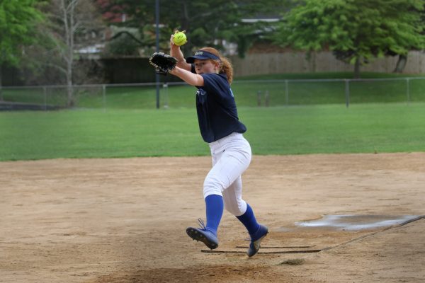 020 -Softball Jnr Girls v One Tree Hill - 000