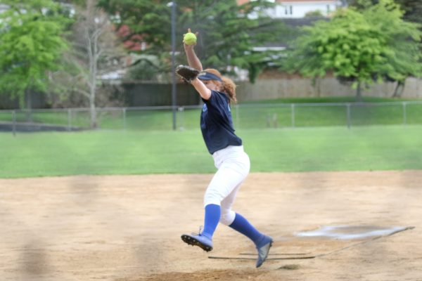 020 -Softball Jnr Girls v One Tree Hill - 001