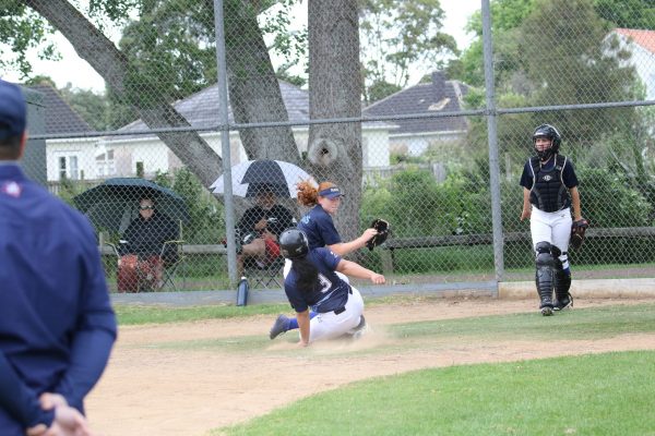 020 -Softball Jnr Girls v One Tree Hill - 007