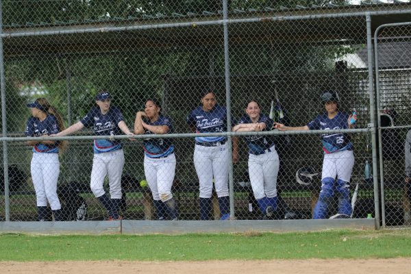 020 -Softball Jnr Girls v One Tree Hill - 011