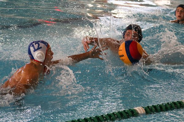 -021-WaterPolo-Boys-v-Rosmini---016