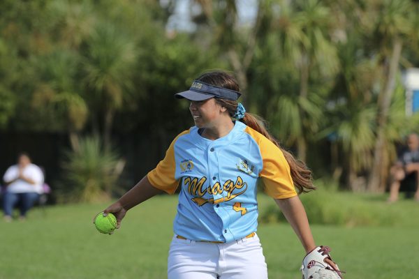 -022--Softball-Girls-v-Avondale---019