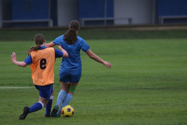 2022-Fball-Jnr-Girls--A-v-St-Kents015