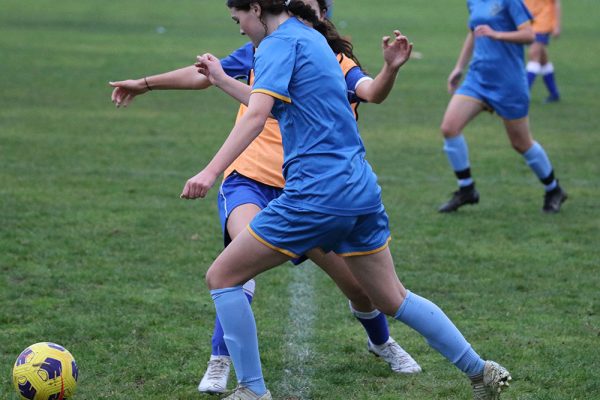 2022-Fball-Jnr-Girls--A-v-St-Kents016