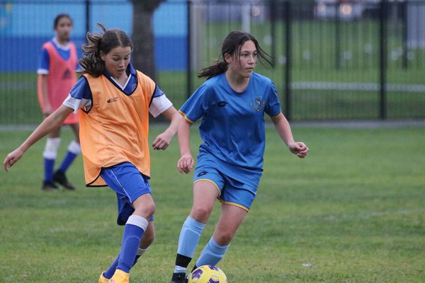 2022-Fball-Jnr-Girls--A-v-St-Kents023