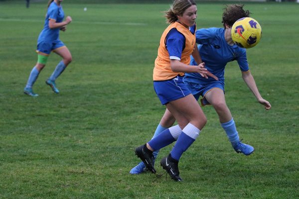 2022-Fball-Jnr-Girls--A-v-St-Kents027