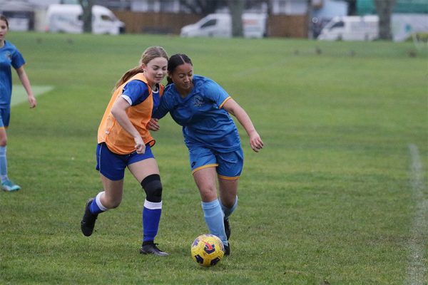 2022-Fball-Jnr-Girls--A-v-St-Kents031