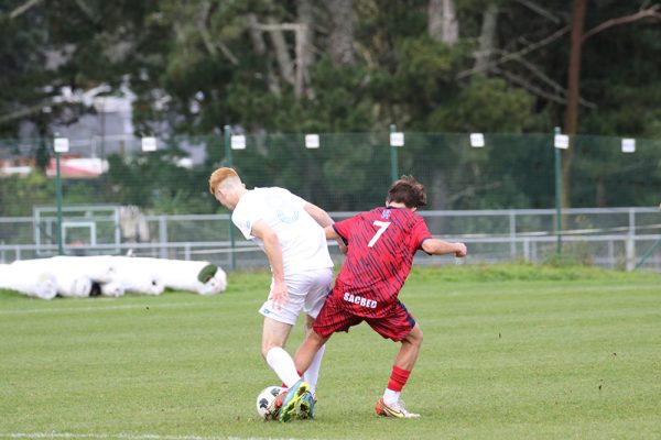 2022-Fball-Boys-1X1-v-SHeart---032