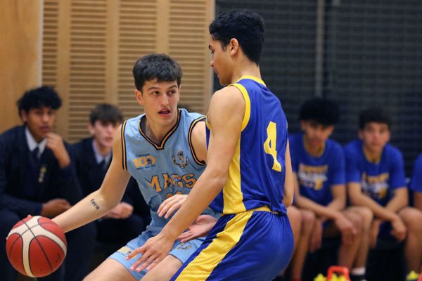 2023--BBall-Boyss-v-St-Peters----063