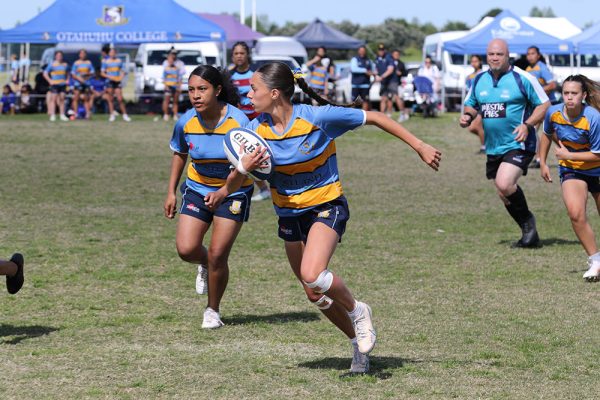 2023---BoysRugby-7s-Blues-U15-Girls--074