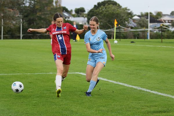 2024---Football-Girls-1X1-v-Rangitoto--003