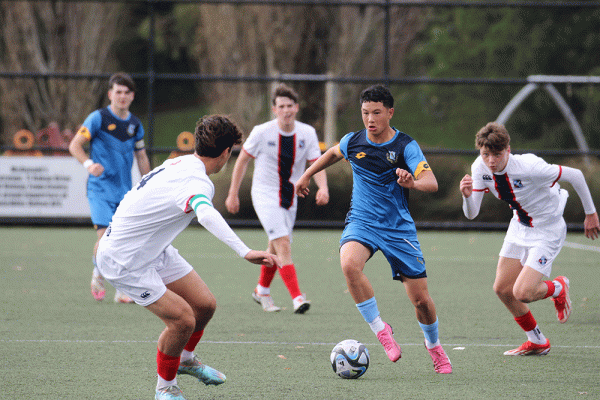 2024Fball-Boys-1X1-v-Sacred-Heart-_0008