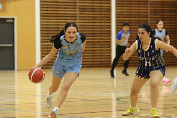 2024--Bball-Girls-v-EGGs----24